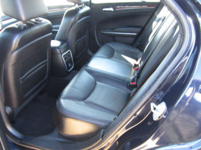2012 Chrysler 300  Limited