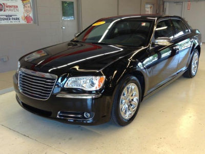 2012 Chrysler 300 Limited