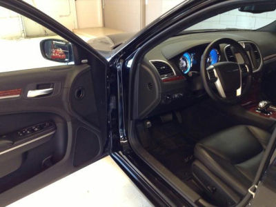 2012 Chrysler 300 Limited