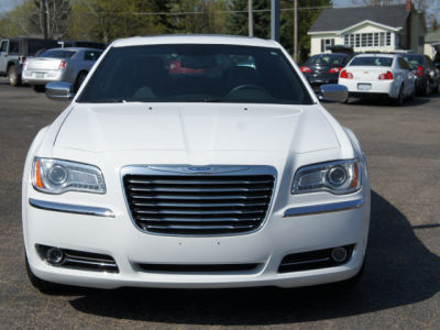 2012 Chrysler 300  Limited