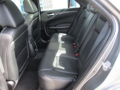 2011 Chrysler 300  Limited