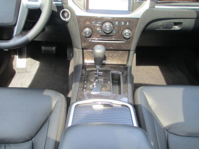 2011 Chrysler 300  Limited