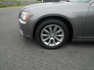 2012 Chrysler 300  Limited