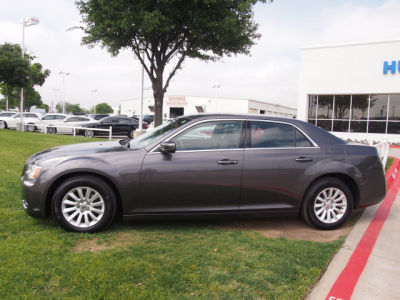 2013 Chrysler 300  Base