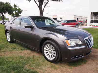 2013 Chrysler 300  Base