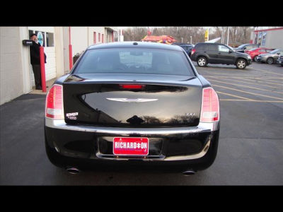 2012 Chrysler 300  Limited