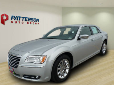 2012 Chrysler 300  Limited