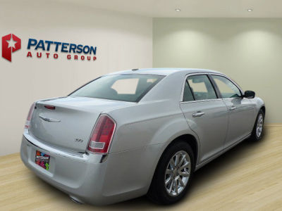 2012 Chrysler 300  Limited