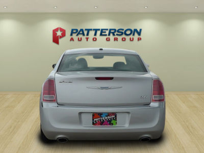 2012 Chrysler 300  Limited