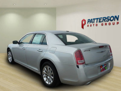 2012 Chrysler 300  Limited