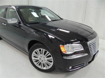 2012 Chrysler 300  Limited