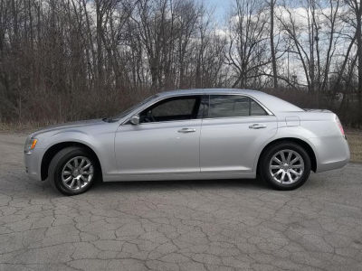 2012 Chrysler 300  Limited