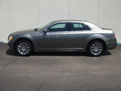2011 Chrysler 300  Limited