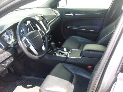 2011 Chrysler 300  Limited
