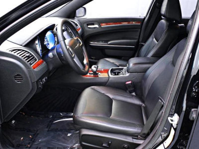2013 Chrysler 300  Base