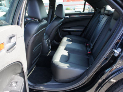 2012 Chrysler 300  Limited