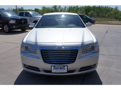 2012 Chrysler 300  Limited