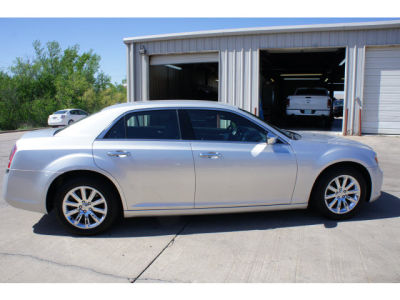 2012 Chrysler 300  Limited