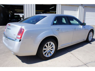 2012 Chrysler 300  Limited