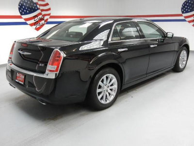 2012 Chrysler 300  Limited