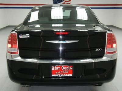 2012 Chrysler 300  Limited