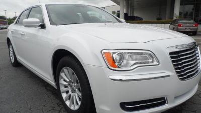 2013 Chrysler 300 Base