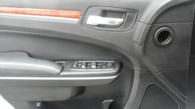 2013 Chrysler 300 Base