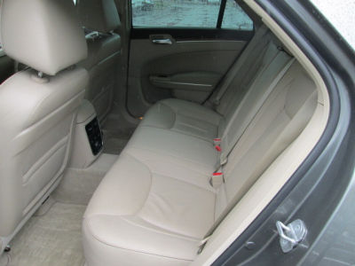 2011 Chrysler 300 Limited