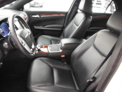 2012 Chrysler 300 Limited