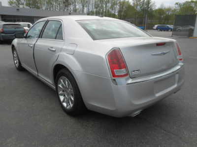 2012 Chrysler 300  Limited