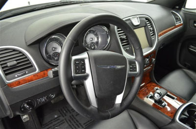 2012 Chrysler 300 Limited