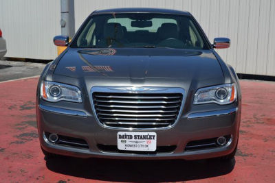 2012 Chrysler 300 Limited