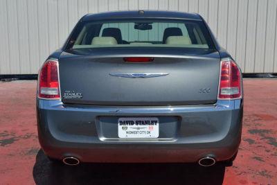 2012 Chrysler 300 Limited