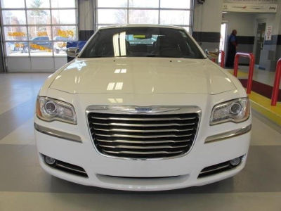 2012 Chrysler 300  Limited