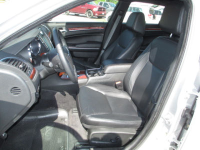 2012 Chrysler 300  Limited