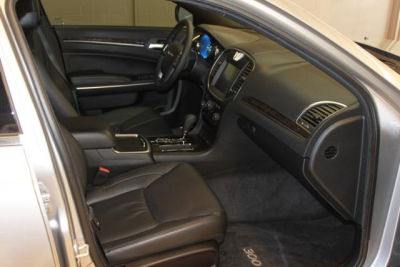 2011 Chrysler 300 Limited