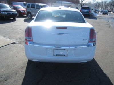2012 Chrysler 300 Limited