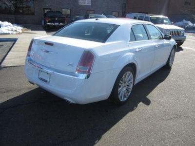 2012 Chrysler 300 Limited