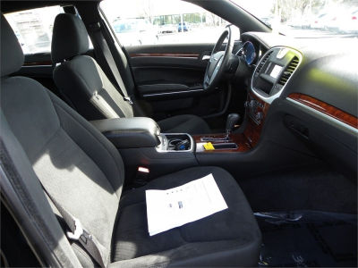 2012 Chrysler 300 Base