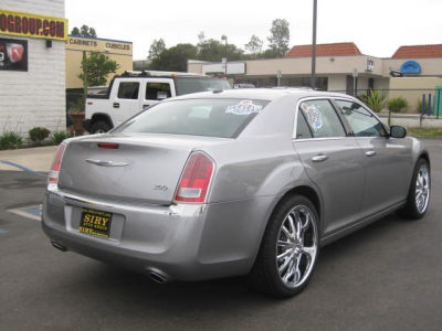 2011 Chrysler 300  Limited