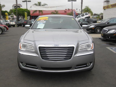 2011 Chrysler 300  Limited