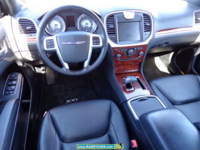 2012 Chrysler 300  Limited