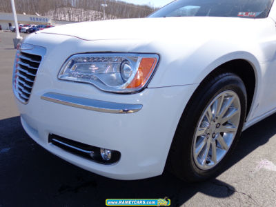 2012 Chrysler 300  Limited