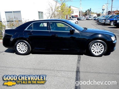 2013 Chrysler 300  Base