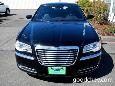 2013 Chrysler 300  Base