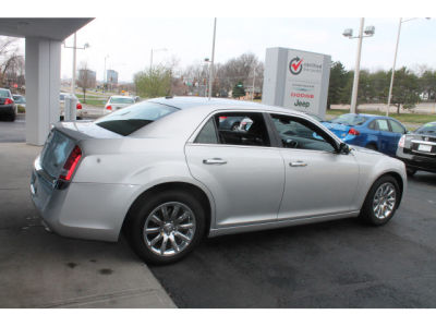 2012 Chrysler 300  Limited