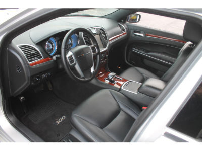 2012 Chrysler 300  Limited