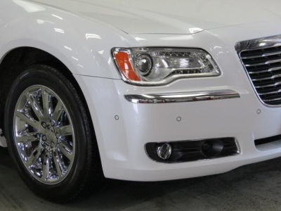 2011 Chrysler 300  Limited