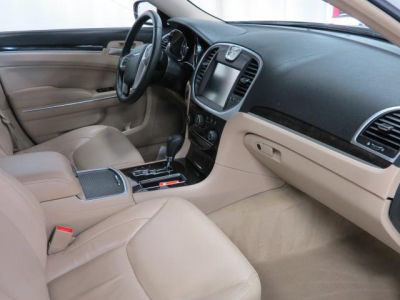 2011 Chrysler 300  Limited
