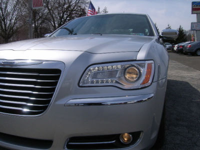 2012 Chrysler 300  Limited